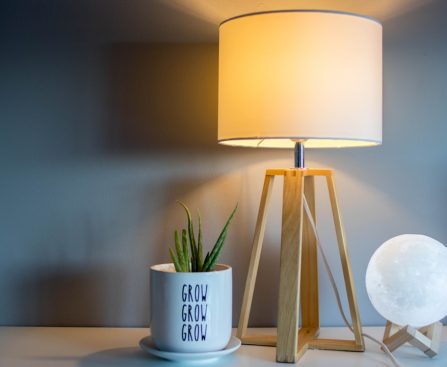 Photo bedside table lamp