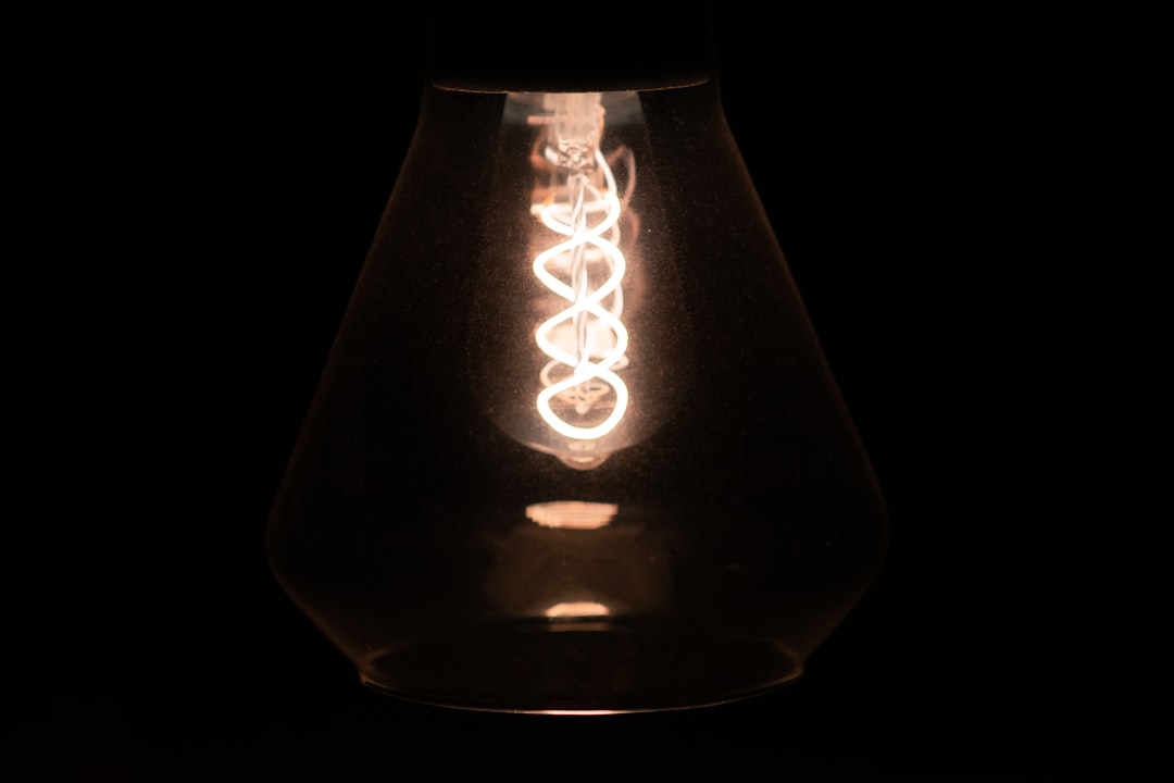 Photo opal glass cordless lamp